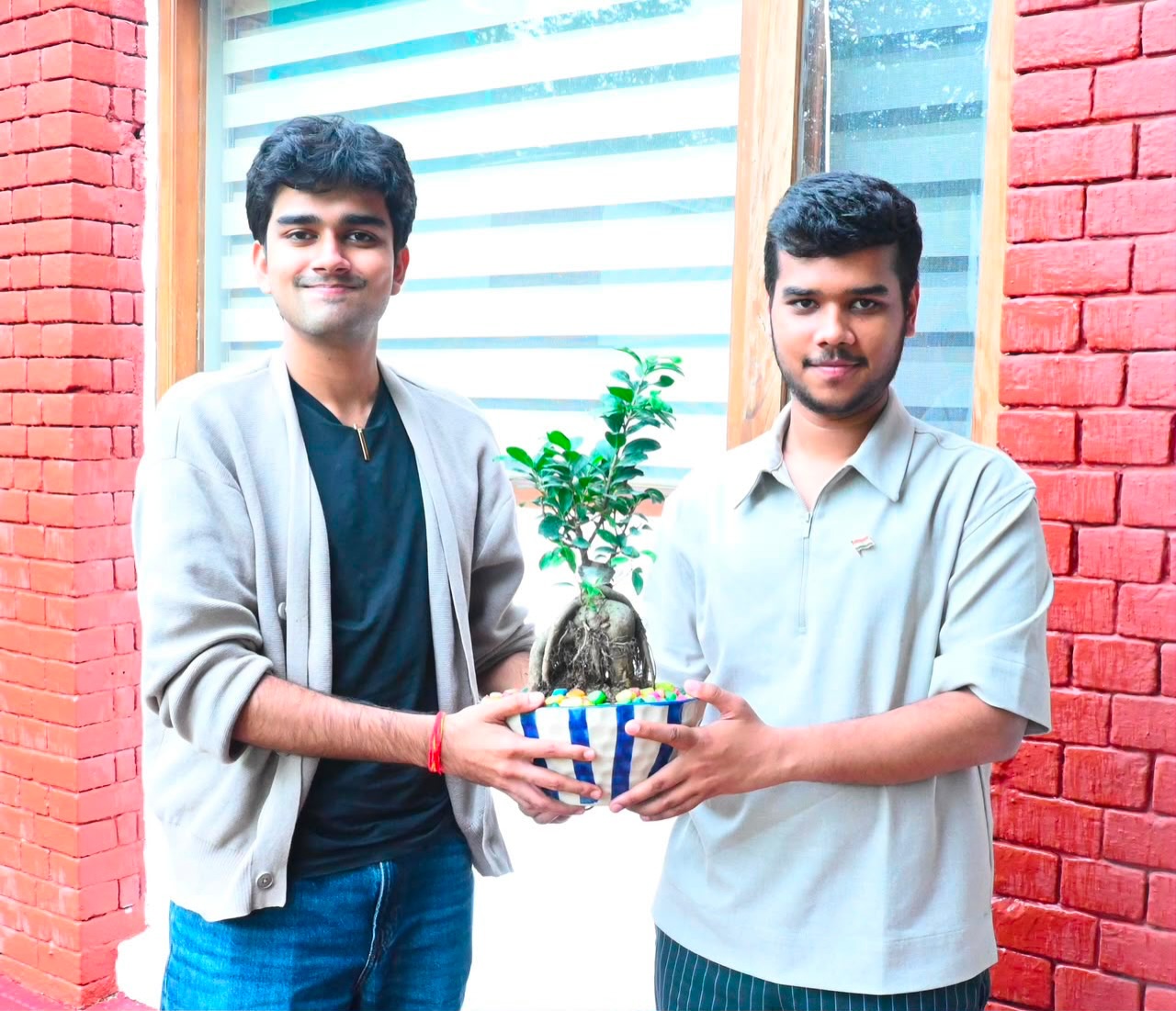 आज युवा चिंतक हार्दिक दिवान के साथ भारत को अधिक हरित, स्वच्छ और सतत बन